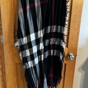 Burberry Scarf/Wrap